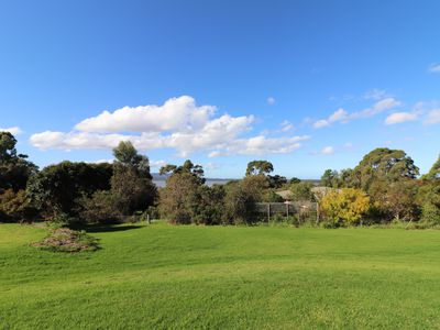 1 / a Cedric Court, Mallacoota