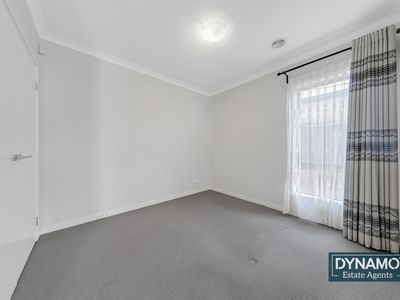 8 Pioneer Street, Craigieburn