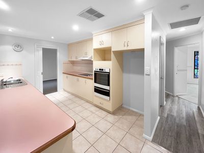 95 Websdale Drive, Dubbo