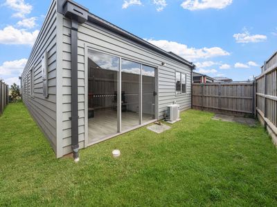 9  Nattarak , Werribee