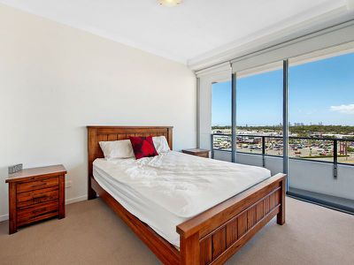 605 / 43 Harbour Town Drive, Biggera Waters