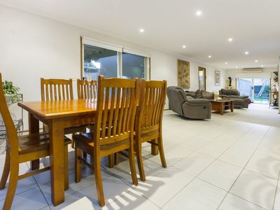 6 Doe St, Rye