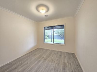 26 Greenleaf Circuit, Tarneit