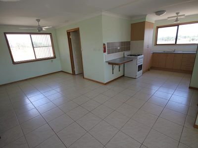 43 Creek Street, Pentland