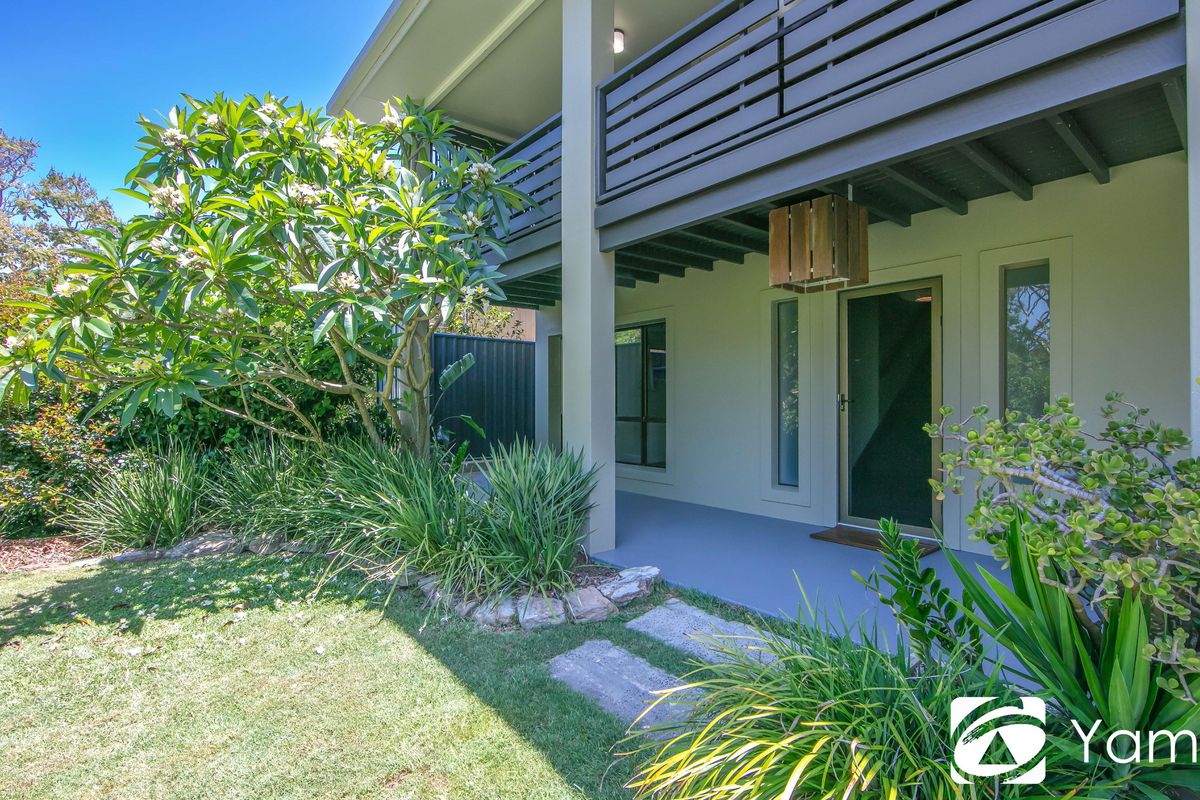 108 Lakes Boulevard, Wooloweyah