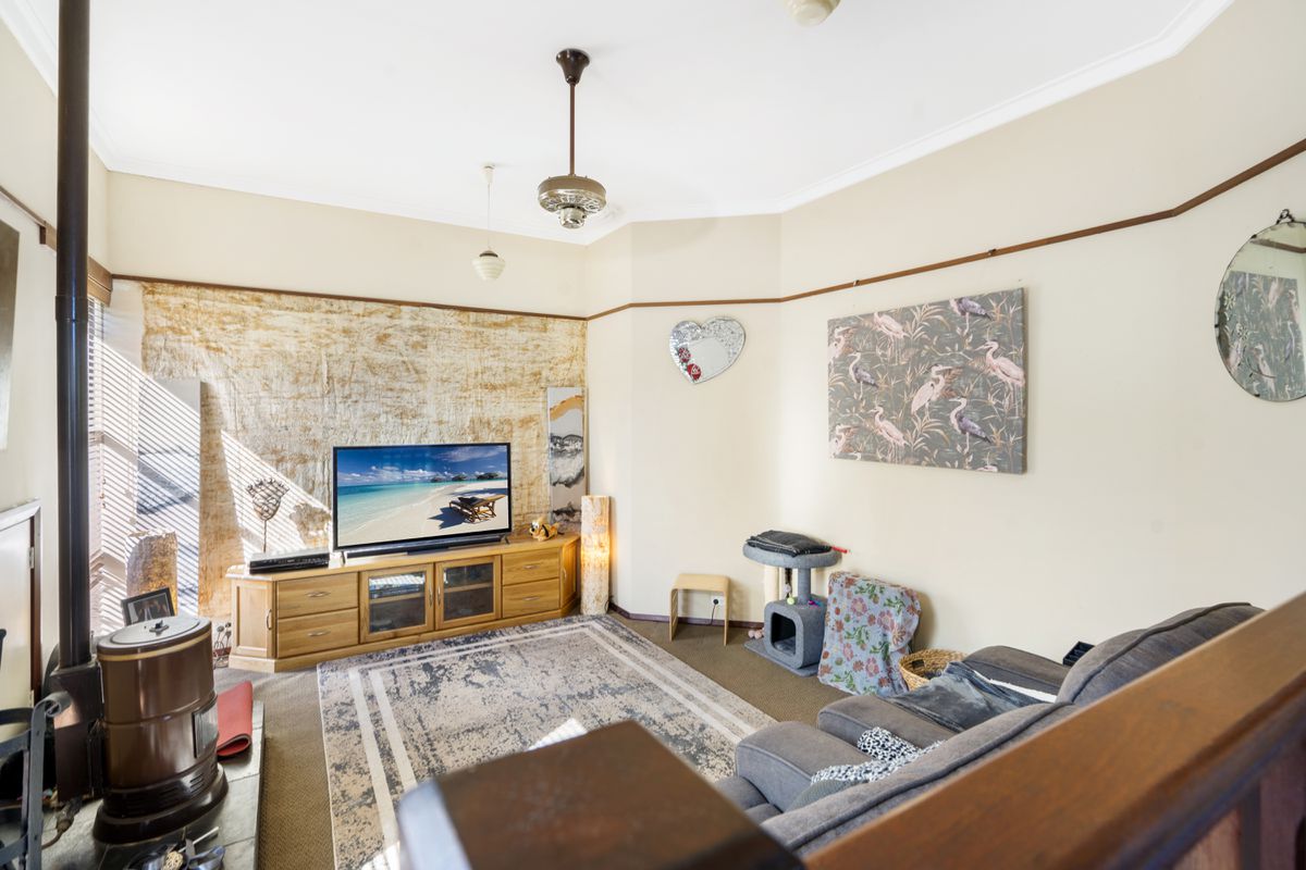 6 Reserve Close, Greenwood