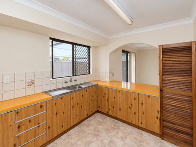 1 / 15 Rentney Way, Willetton