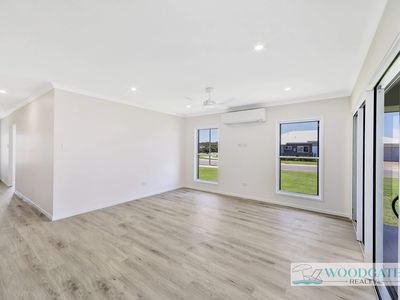 2 Oystercatcher Street, Woodgate