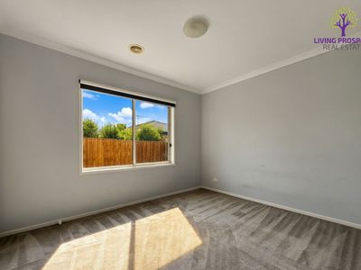 14 Landing Place, Point Cook