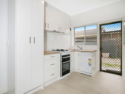 6 / 172 Seaview Road, Henley Beach South