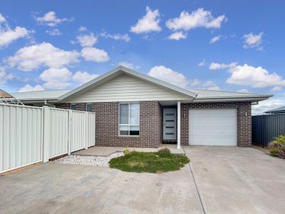 19B Bradford Circuit, Dubbo