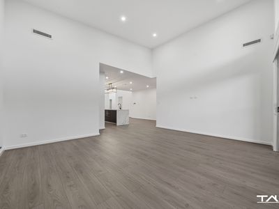 7 Gulshan Avenue, Claremont Meadows