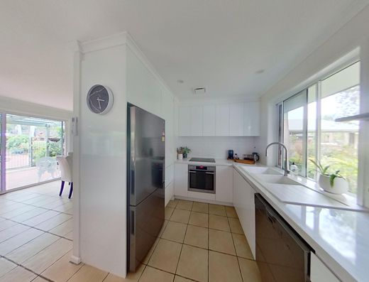 Fully Furnished 3 Bedroom Home with Tropical Pool image 2