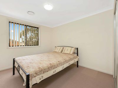 2 / 38 Hillcrest Road, Quakers Hill