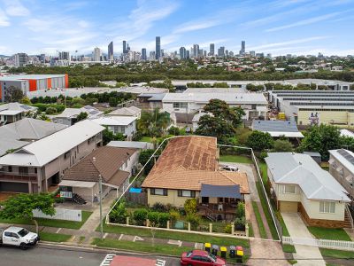 30 Ninth Avenue, Coorparoo