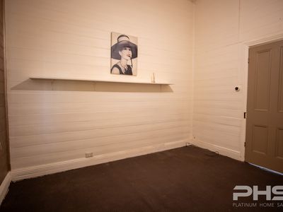 2 Narrow Street, Kerang