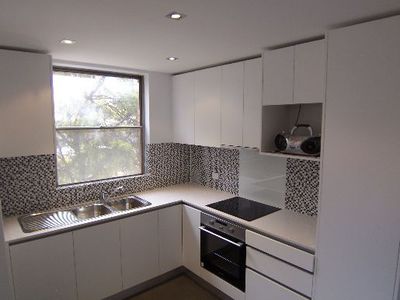 3 / 2 Mons Ave, West Ryde