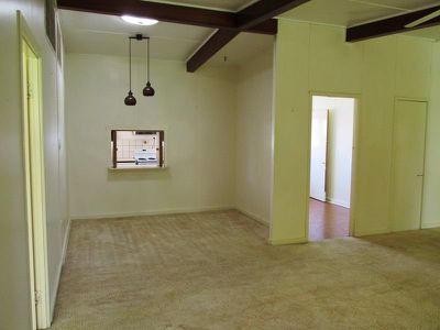 4 Lark steet, Longreach
