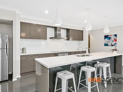 27 Peninsula Avenue, Haywards Bay