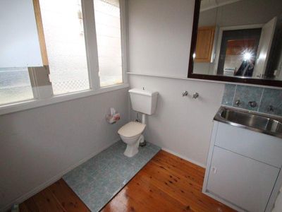 47 The Avenue Avenue, Granville