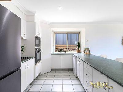 13 Amanu Crescent, Pacific Pines