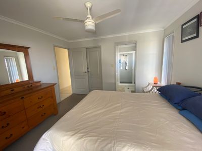 5B Kinross Court, Kawungan