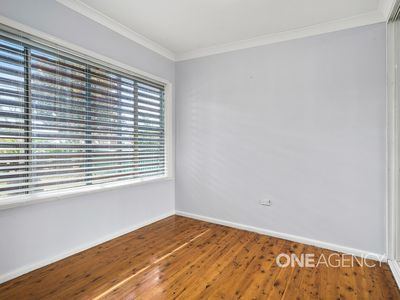 10 Dorothy Avenue, Basin View