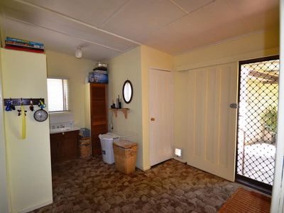 18 Freeburgh Avenue , Mount Beauty