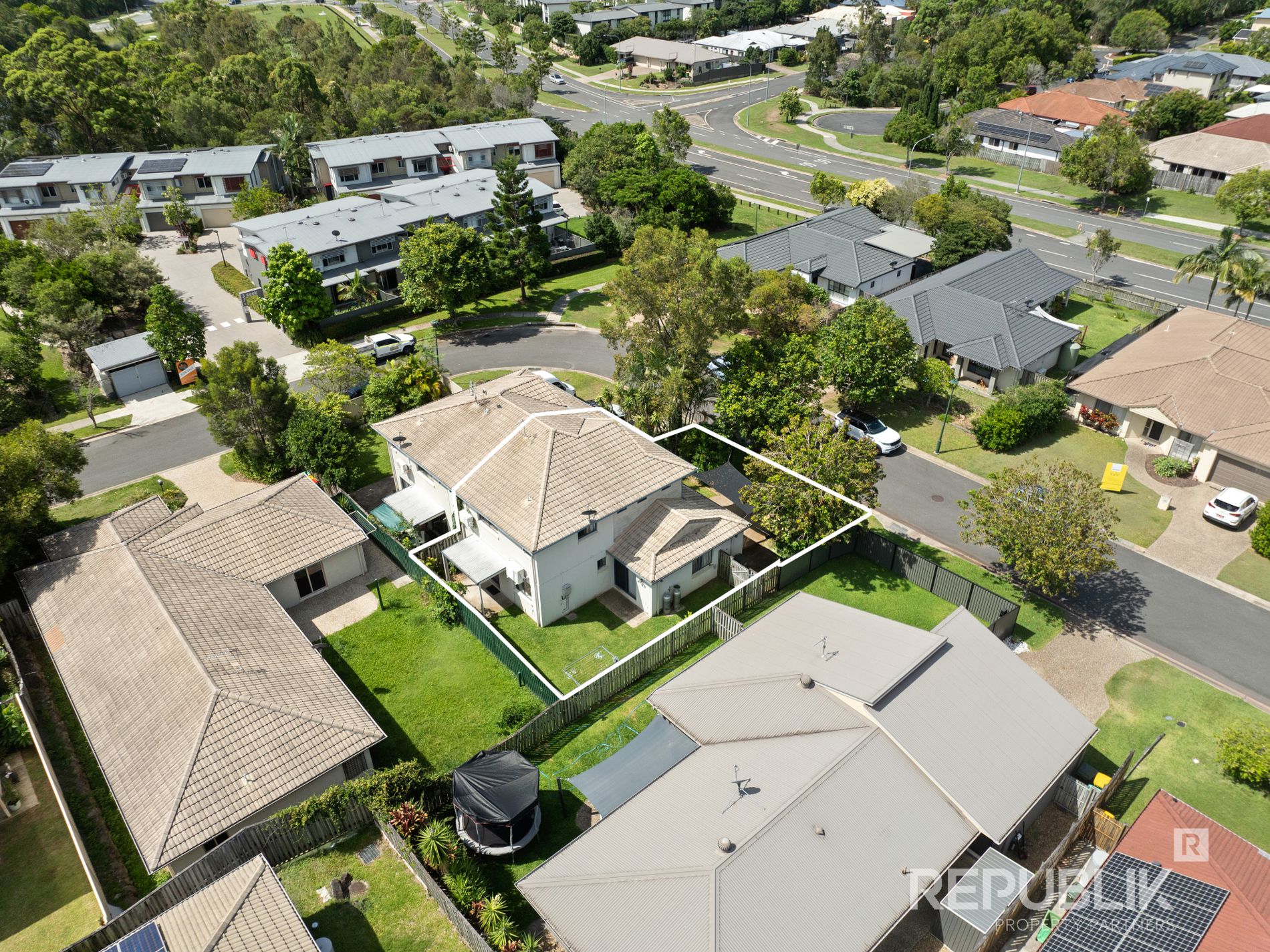 1 / 26 Witheren Circuit, Pacific Pines