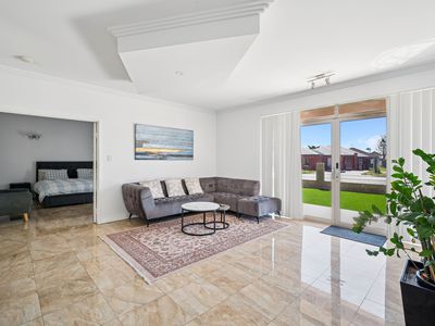 382 Walter Road West, Morley
