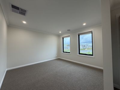 32 Wongamaar Boulevard, Thurgoona