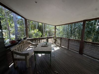 18 Redgate Road, South Golden Beach