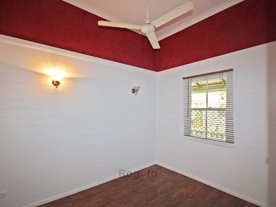 5 Casey Street , Mareeba