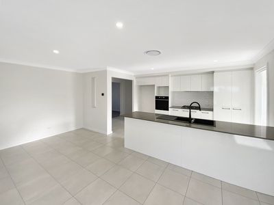 3 Condor Street, Forbes