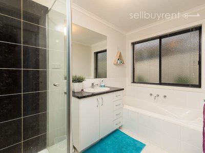 17 BOYD COURT, Baranduda