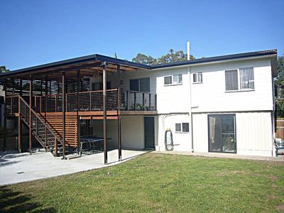 25 Karoonda Crescent, Rochedale South