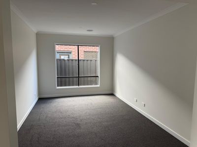 9 Mel Avenue, Tarneit