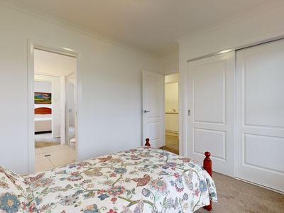 48B Keswick Parkway, Dubbo
