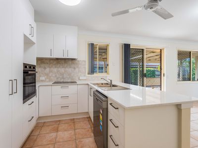 52 Walton Cres, Murrumba Downs