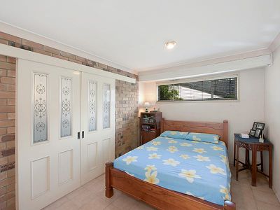 9 Pappas Way, Carrara