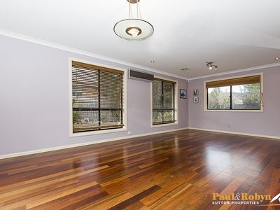 22 Dillwynia Crescent, Jerrabomberra