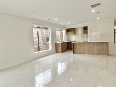 27 Vogue Drive, Wyndham Vale