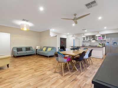 102 Seaside Avenue, Yanchep