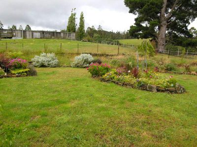 211 Middle Road, Pelverata