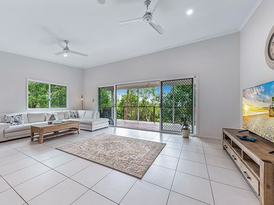 6A Yachtsman Parade, Cannonvale