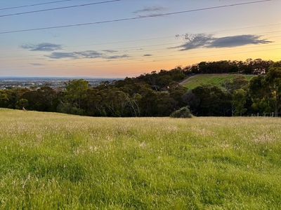 32 L L Road, Officer