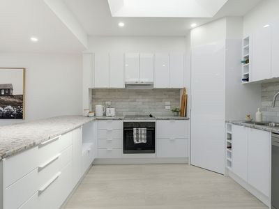 19 Elizabeth Street, George Town