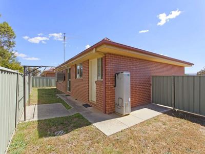 5 / 16 KEATINGE COURT, Albury