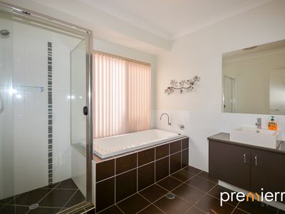 30 Harold Reinhardt Drive, Redbank Plains