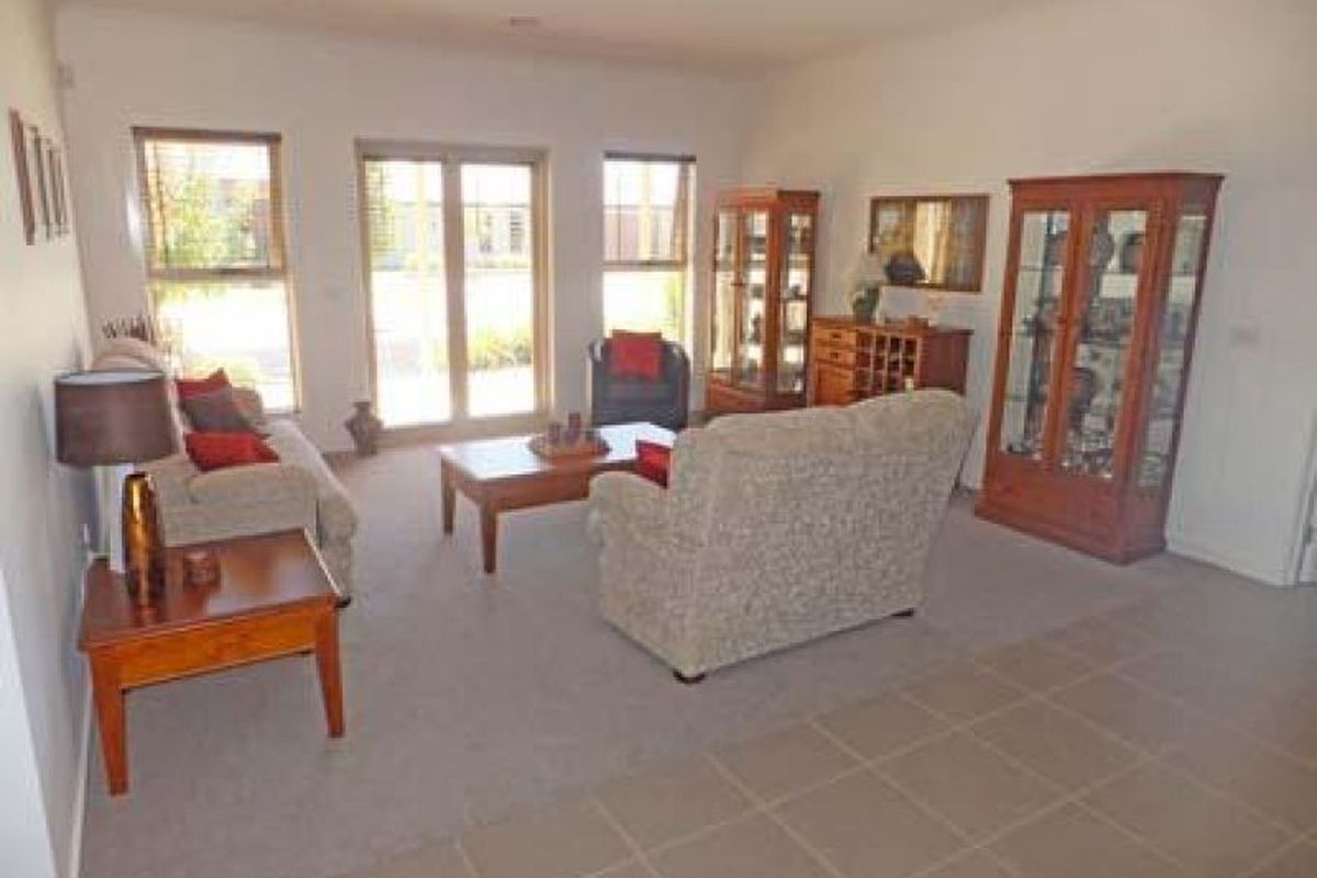 6 McLennan Close, Kyabram